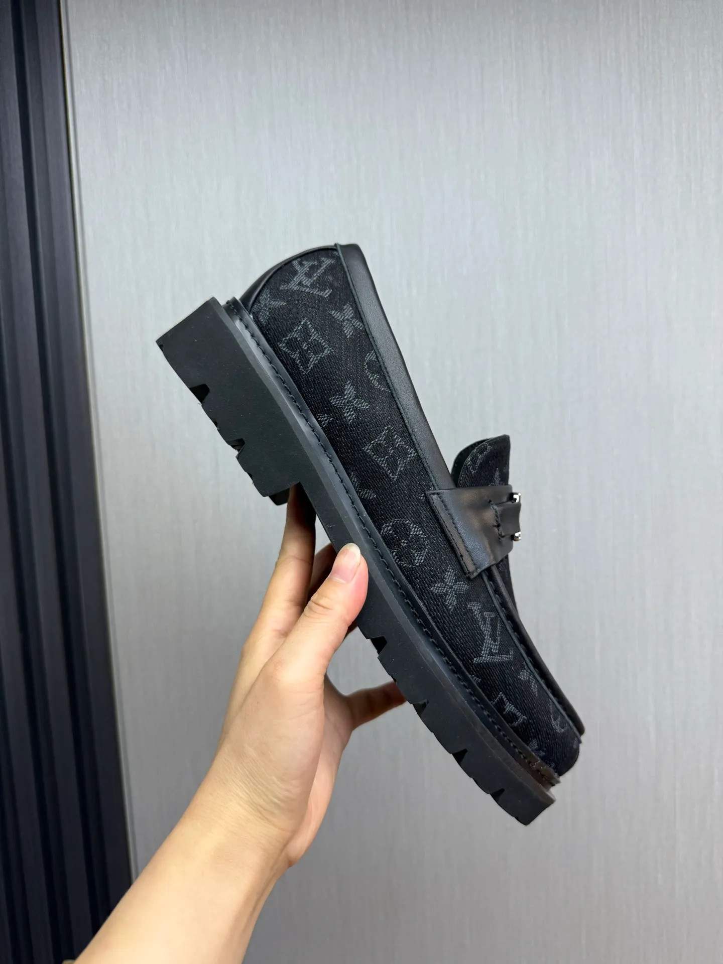 Factory 680💰 LV. Men's business casual leather shoes, all made of imported original brand leather, just to create a more comfortable wearing experience, original non-slip and wear-resistant outsole ✔️16-45 (38.45 non-returnable)
